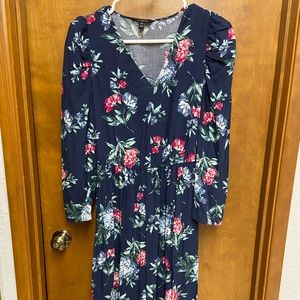 Banana Republic Dress 🤍